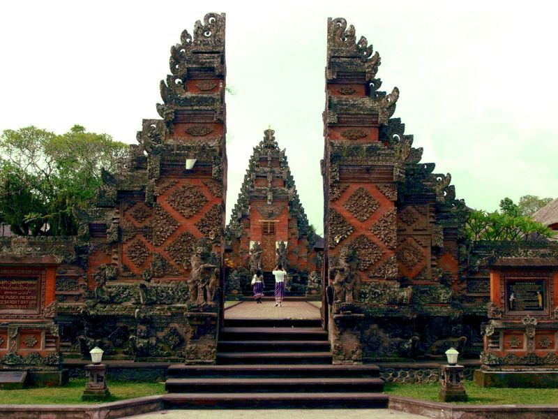 puseh batuan temple